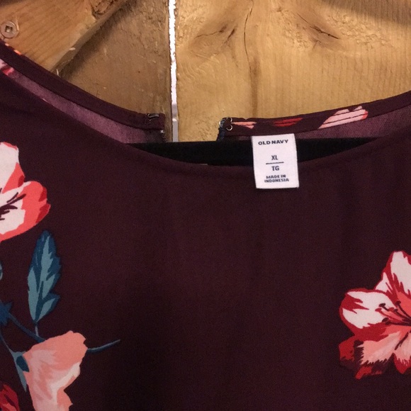 Floral bell sleeve dress - Picture 2 of 5